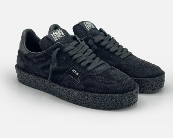 36IDOL-MAN-SUEDE-BEAR-OIL-BLACKL.jpg